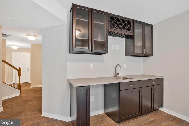 Building Photo - 9612 Hammonds Overlook Ct