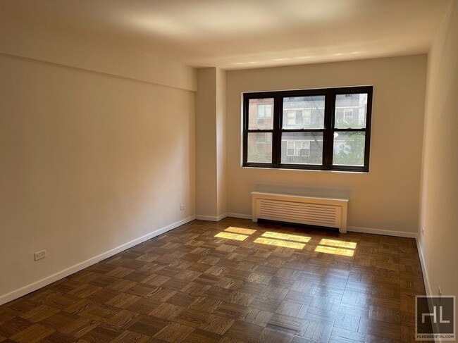 Building Photo - EAST 35 STREET