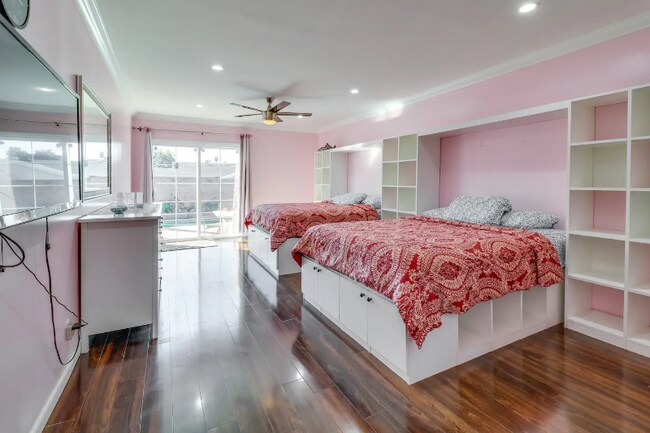 Foto del edificio - 16332 Nordhoff St