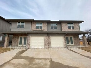 Building Photo - 7903 NW 135th Terrace