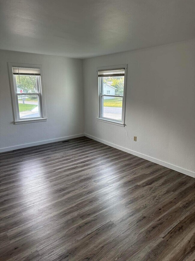 Foto del edificio - 847 Greenvale Ave