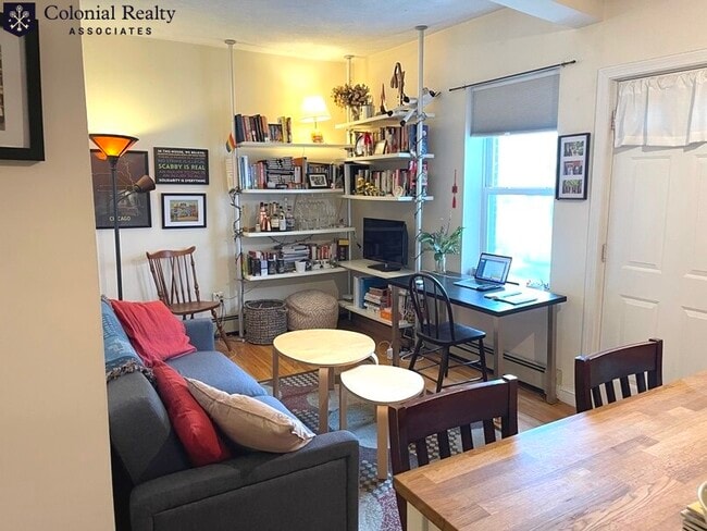 Photo - 122 Berkshire St Apartment