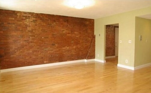 Building Photo - 129 Fulton St