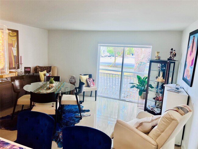 Foto del edificio - 3101 SW 27th Ave