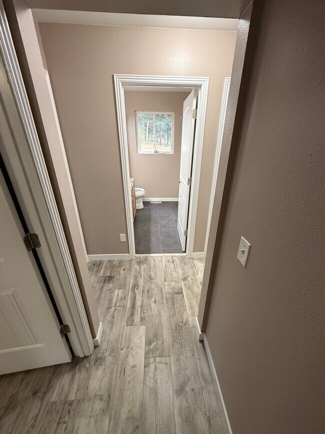 Building Photo - 294 Wildebeest Ln