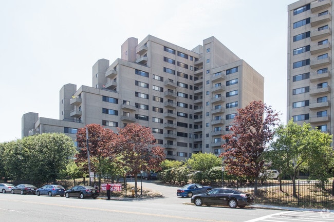 Building Photo - Blu Revere