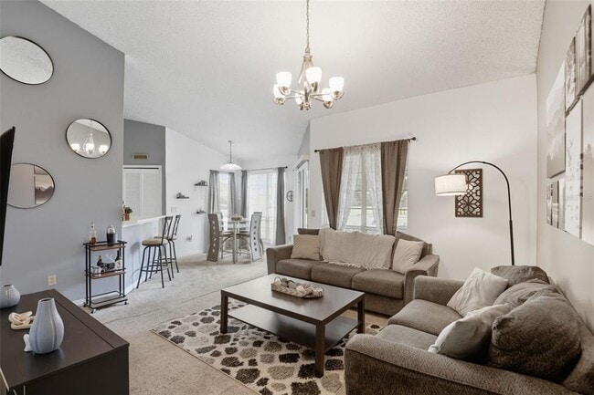 Foto del edificio - 4684 Pembrook Pl