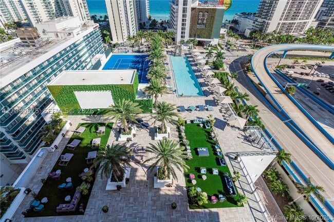 Building Photo - 4010 S Ocean Dr