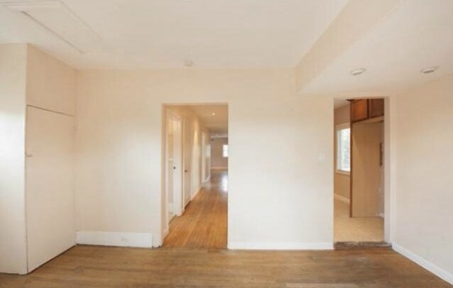 Building Photo - 219 N Richman Ave
