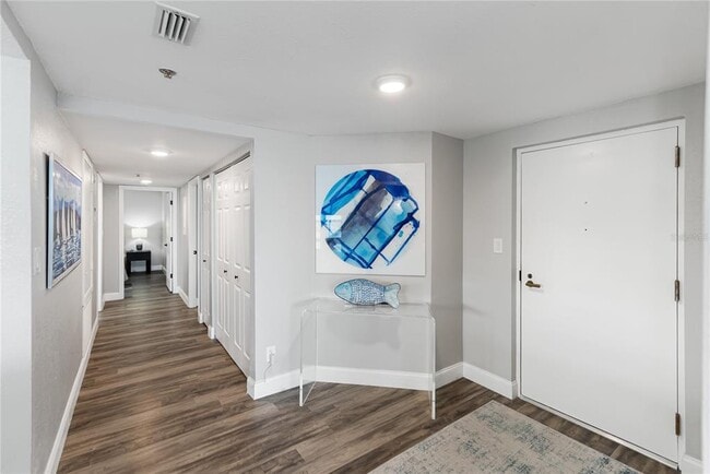 Foto del edificio - 97 Sunset Dr