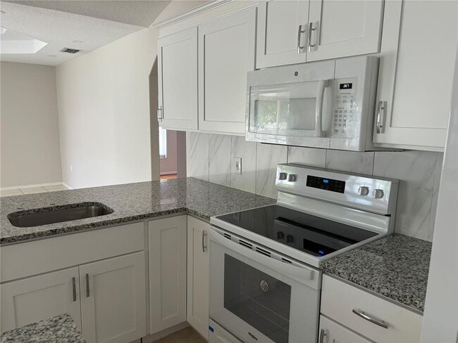 Building Photo - 4272 Pandora Rd