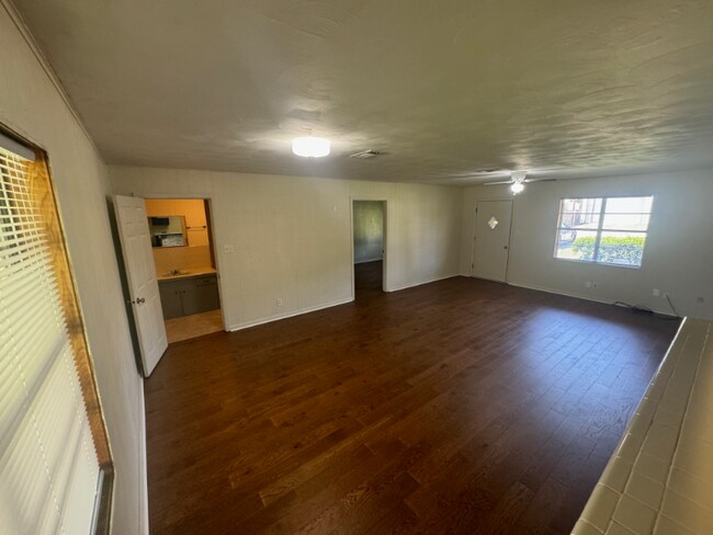 Building Photo - 285 9th St