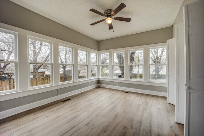 Foto del edificio - 1222 N 33rd St