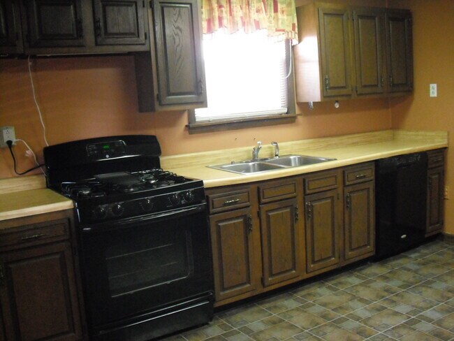 Kitchen includes Dishwasher - 307 Maryland Ave
