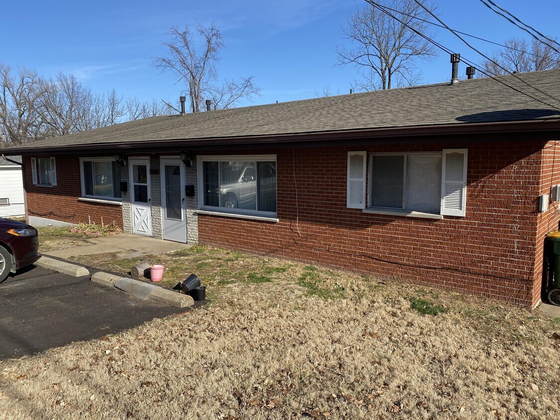 Primary Photo - 10012 Stimson Dr