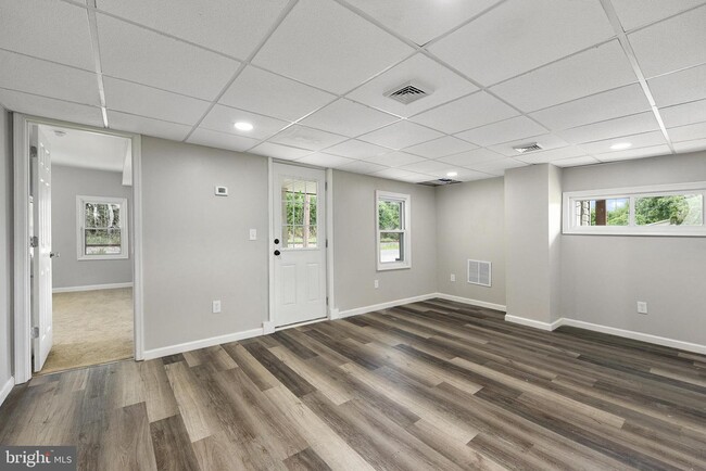 Building Photo - 3781 MCKEE Rd