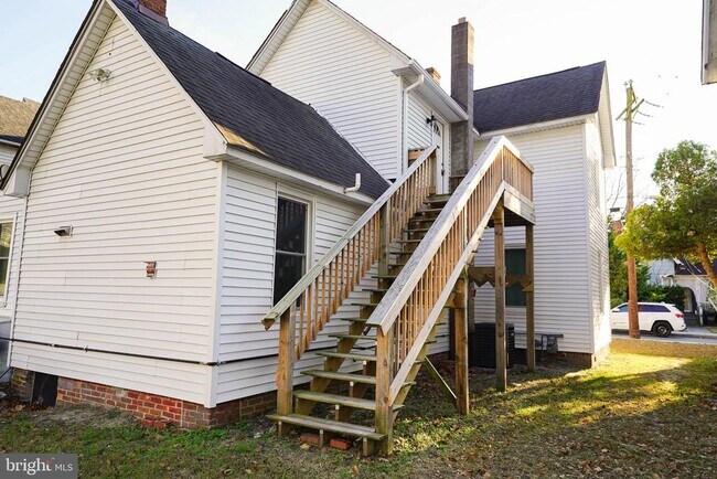 Foto del edificio - 231 Newton St