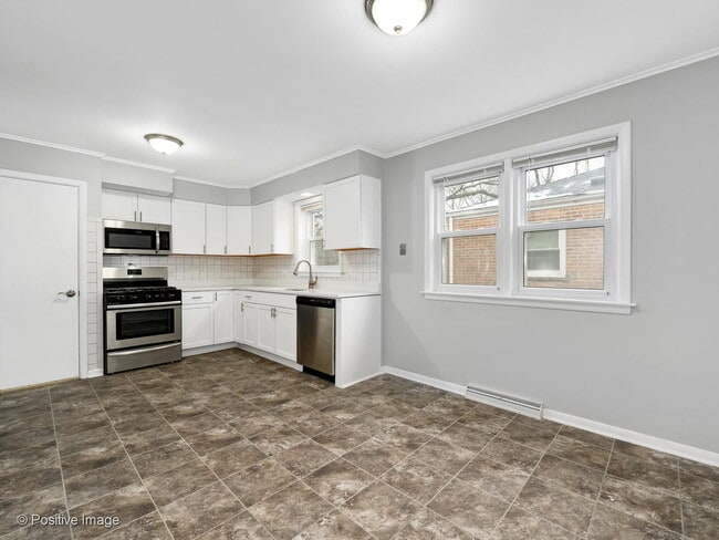 Building Photo - 14341 Dobson Ave