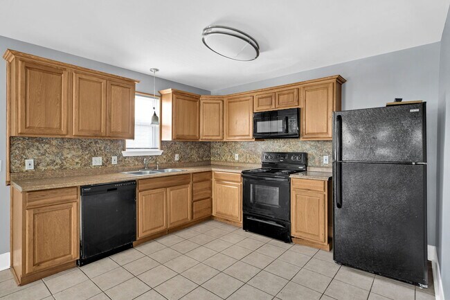 Building Photo - 5151 St Anthony Ave