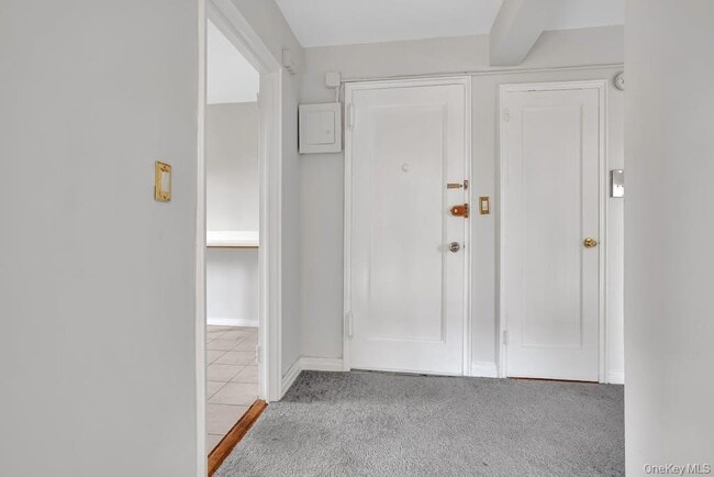Building Photo - 73 Hilbert St