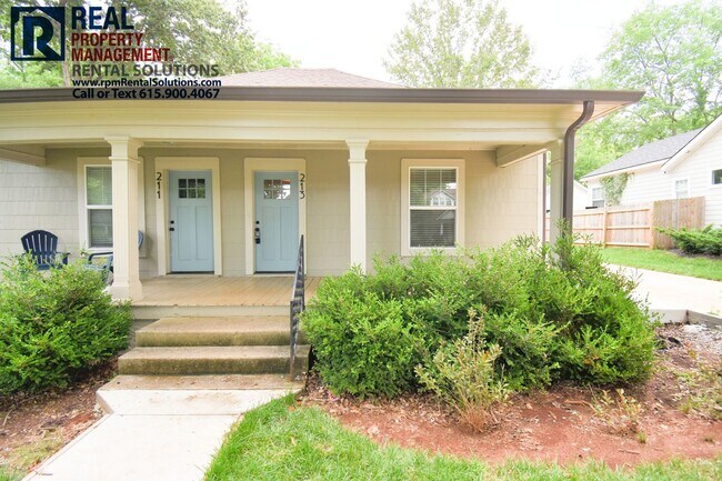 Foto del edificio - Adorable duplex near MTSU! Water, lawncare...