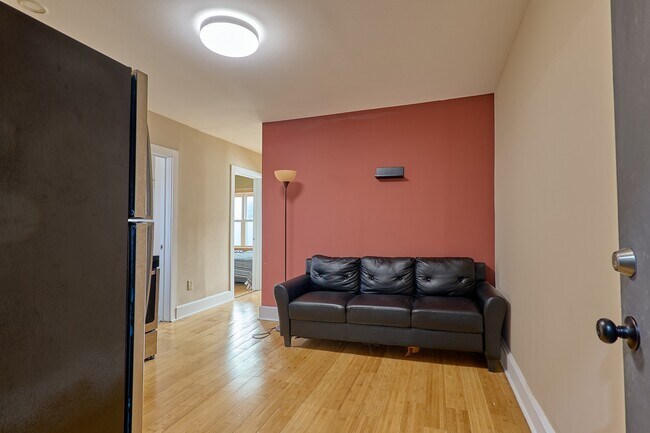 Foto del edificio - 198 Court St