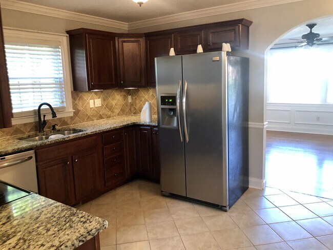 Foto del edificio - 2240 Cypress St