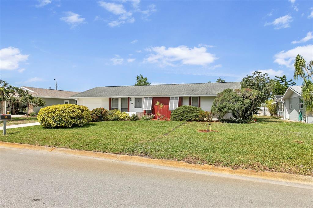 Primary Photo - 105 Algiers Dr