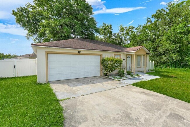Building Photo - 810 Valnera Ct