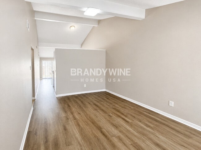 Foto del edificio - 8524 Pinehurst Dr