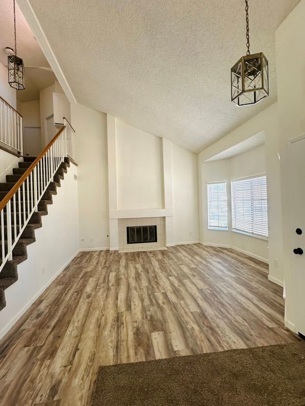 Foto del edificio - 37502 Little Sycamore St
