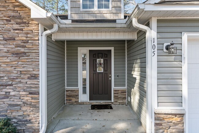 Foto del edificio - 105 Patriot Ct