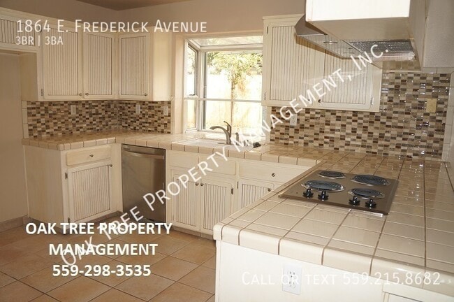 Building Photo - 1864 E Frederick Ave