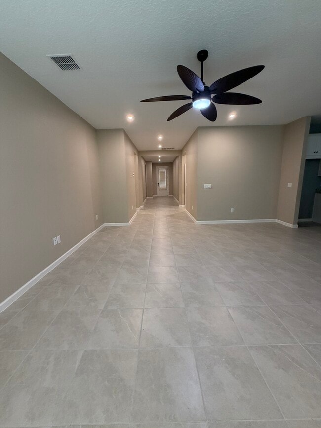 Foto del edificio - 882 Asterfield Ln