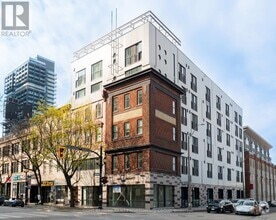 Building Photo - 121-121 King St E