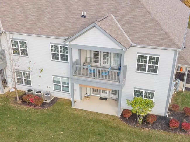 Foto del edificio - 660 Redwood Ln