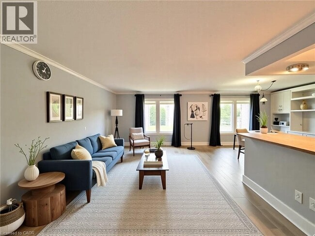 Building Photo - 255 Blackhorne Dr