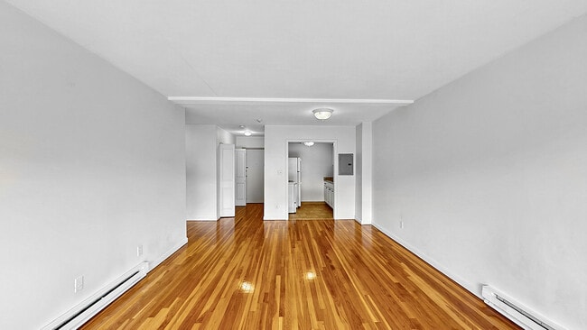 Building Photo - 525 Highland Ave