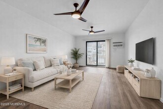 Building Photo - 1492 Ocean Ave