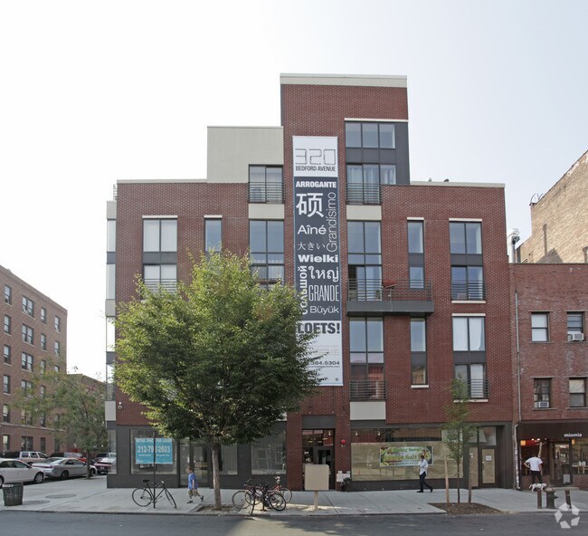 Foto del edificio - 320 Bedford Ave