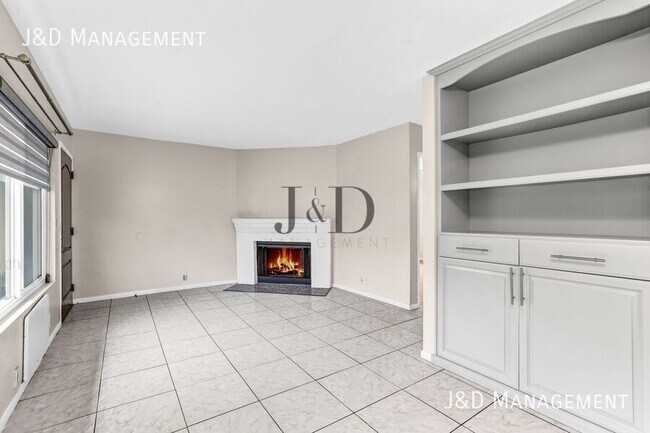 Building Photo - 4252 35th St