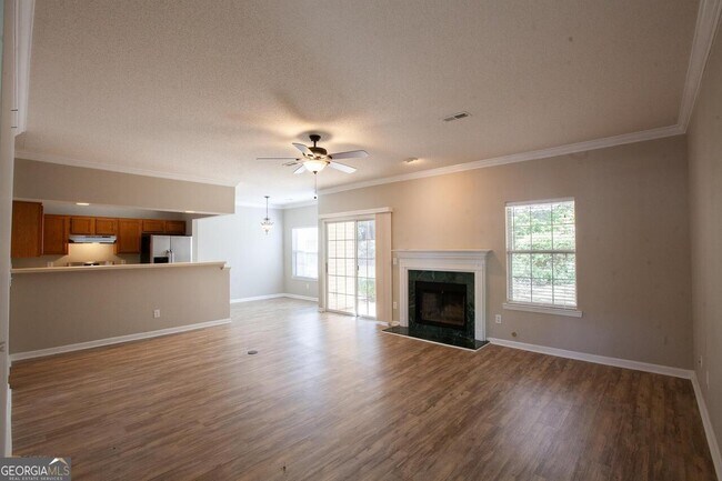 Foto del edificio - 1703 Ridgefield Dr
