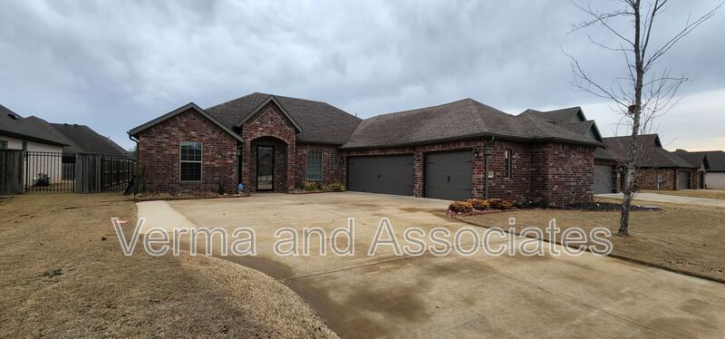 Foto principal - 3200 SW Hazelnut Ave