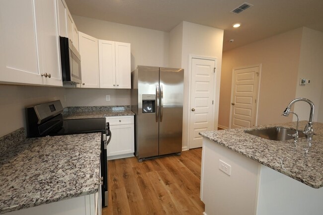 Building Photo - 6042 Bemiss Towns Dr