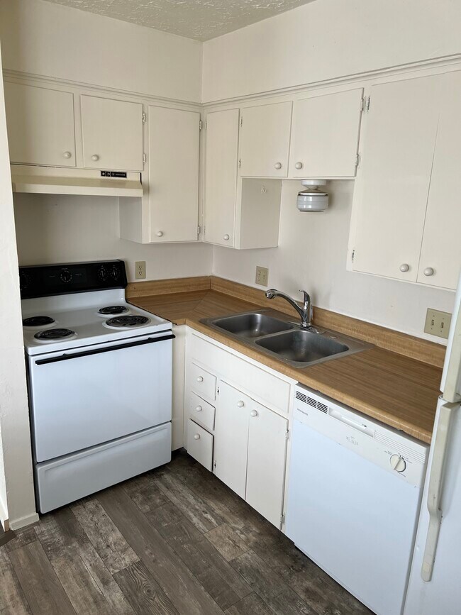 215 Ramsay St Unit 208, San Marcos, TX 78666 215 Ramsay St San