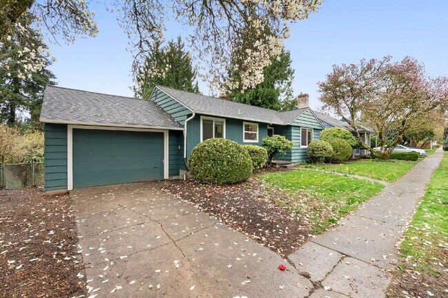 Building Photo - South Burlingame Classic Cottage, Gardners Welcome