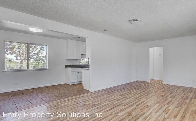 Building Photo - 3 br, 1.5 bath House - 56492 Desert Gold Dr