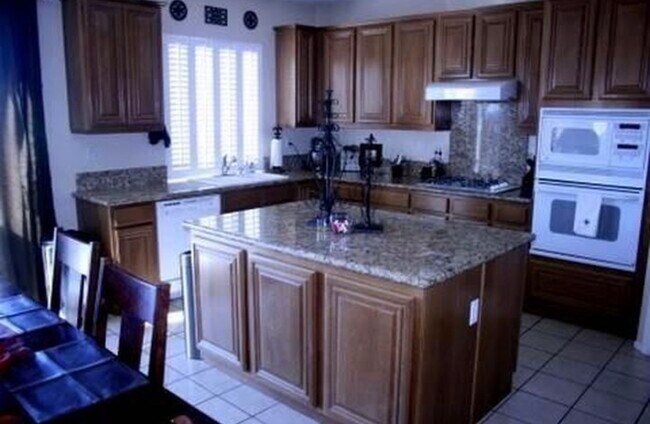 Foto del edificio - 27955 Alta Vista Ave