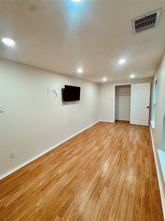 Foto del edificio - 1828 Forest Hill Blvd