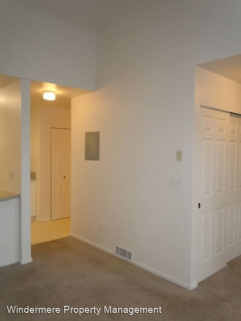 Foto del edificio - 1210 Clinton St
